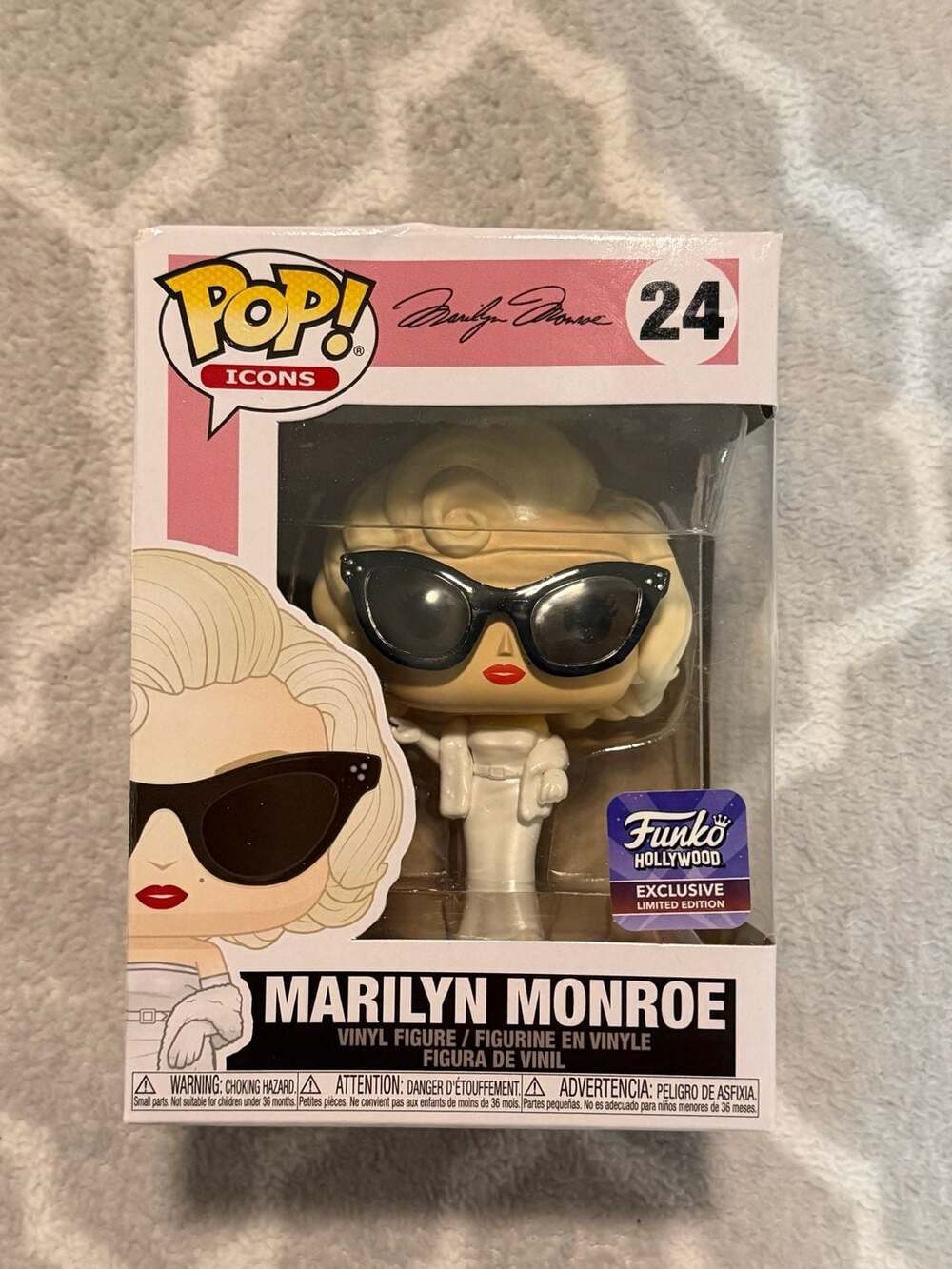 Funko Pop! Icons Marilyn Monroe with Sunglasses #24 Funko Hollywood Exclusive